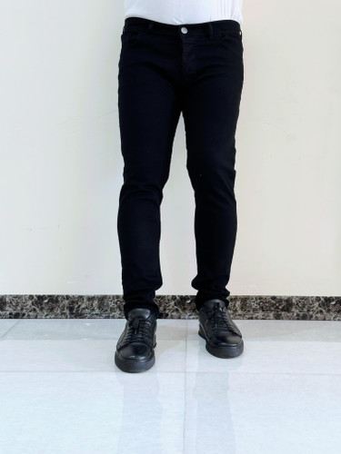 شلوار جین مردانه مشکی Bershka – مدل اسلیم فیت | استایل شیک و راحت